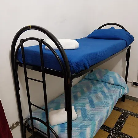 Sahary Hostel *